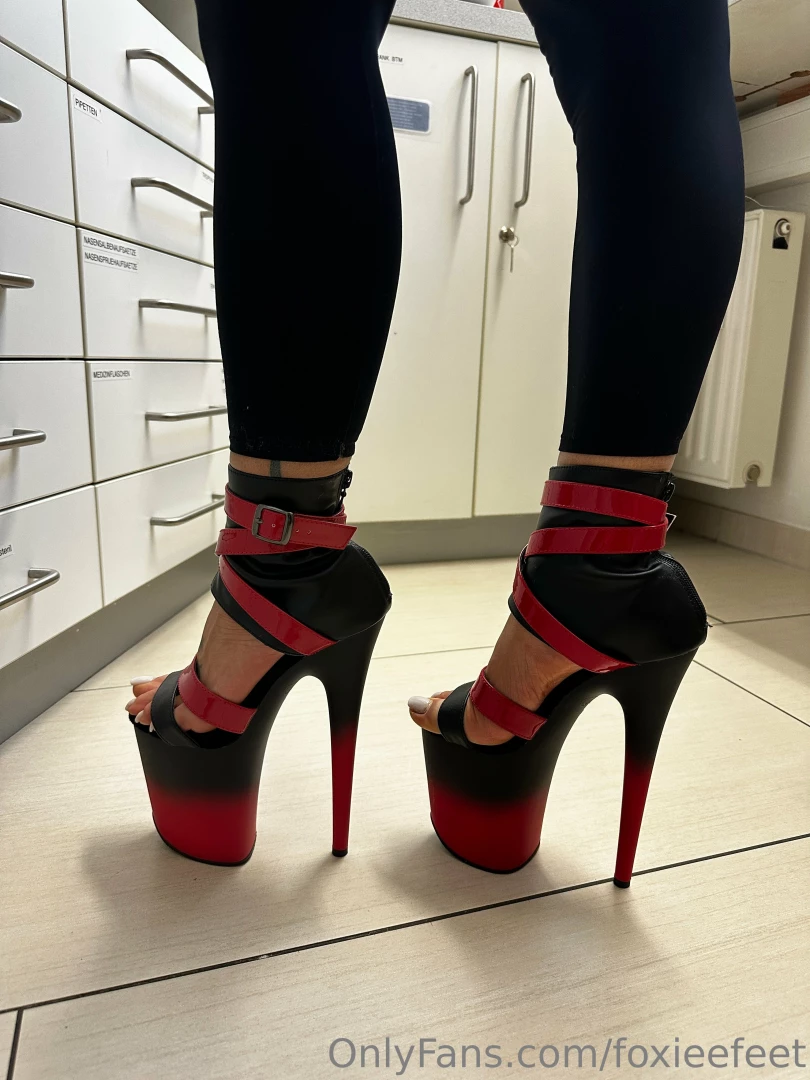 Pleaser flamingo part 5 