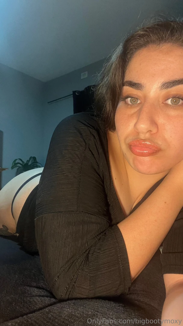 Bigbootymoxy part 3 