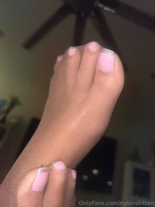 So i thought i would tease you a little by removing my heels ankle