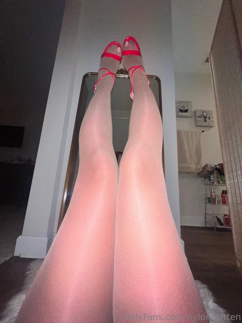 Goodmorning some pics i took for you last night make sure to keep part 2 