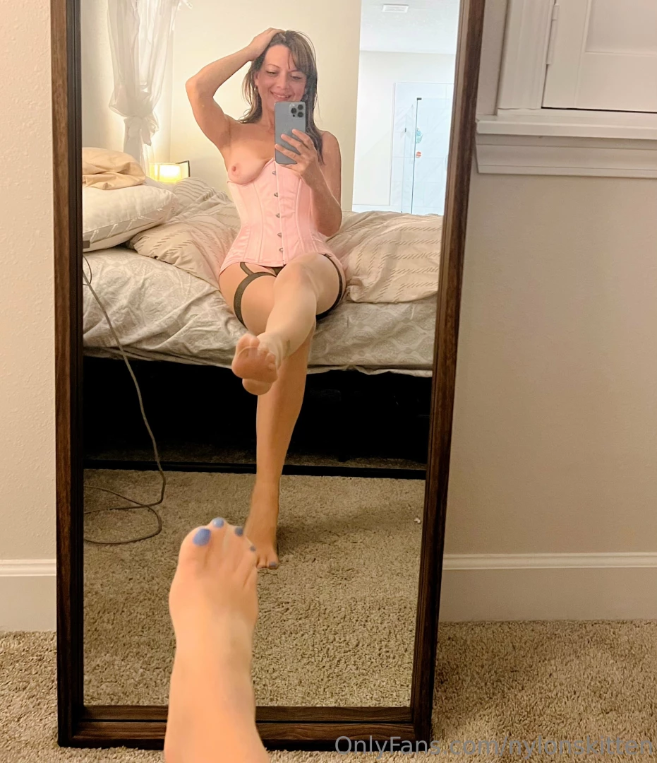 Swipe for heels off amp a better look at kitty 