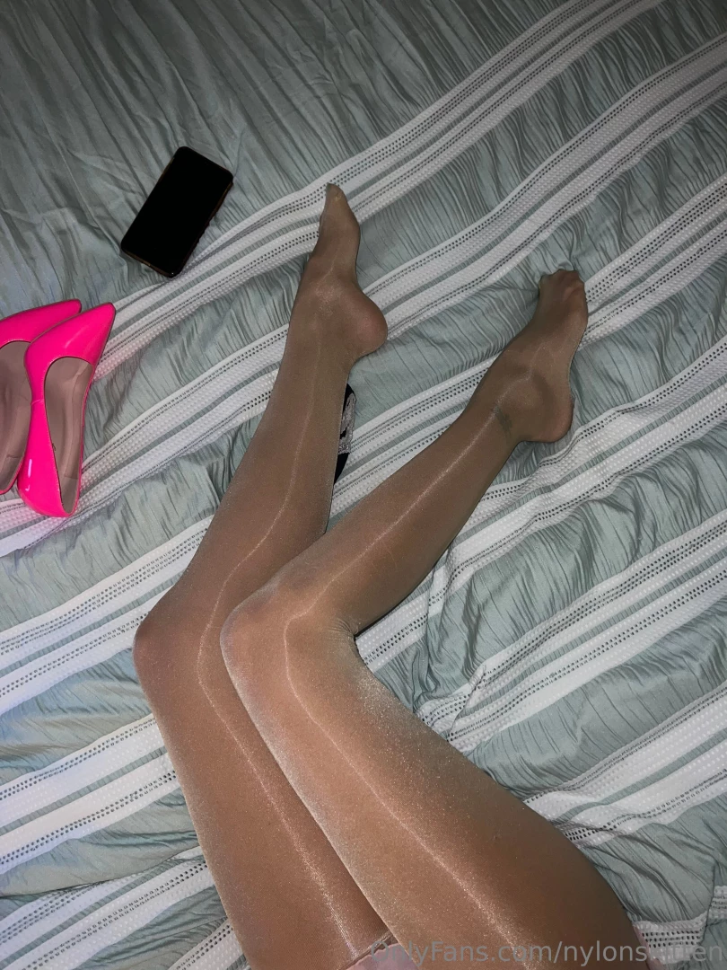 Waking up in glossy silky smooth nylon tights feels so goood have to part 6 