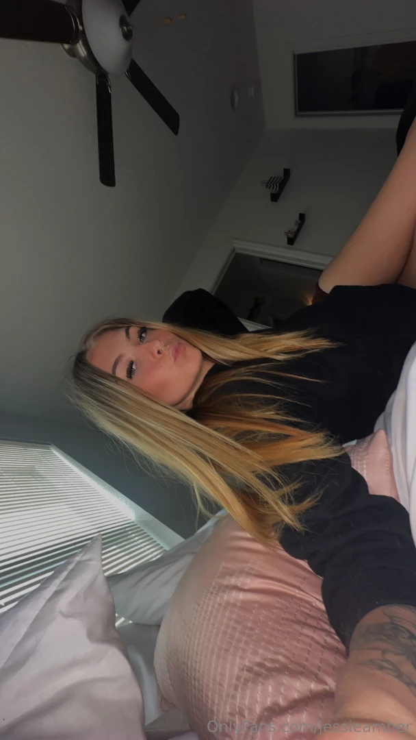 Message me lets sext or do something naughty 