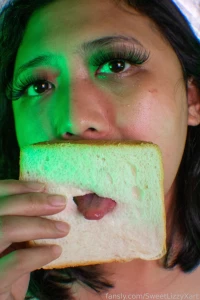 I need 2 more dicks to fill all my holes are you in piceflia milf bg