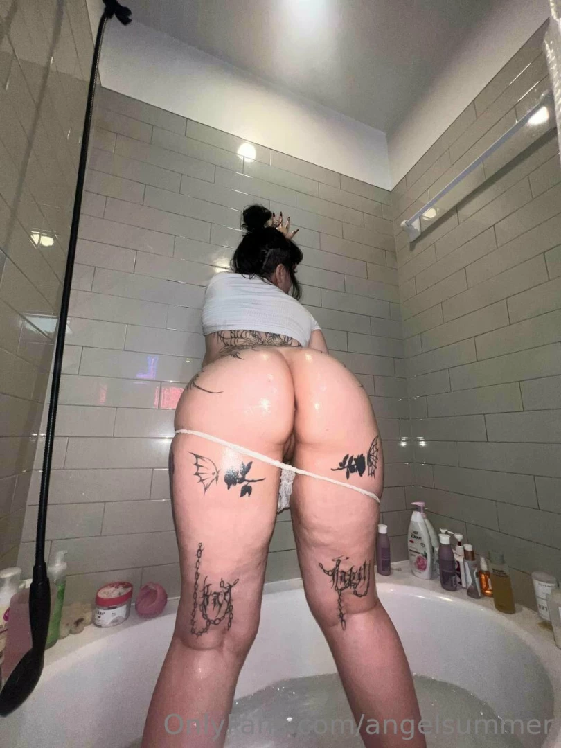 Take em all the way off 