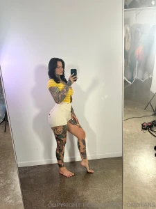 That arch tho i have tons of feet stuff message me if you want a bunch