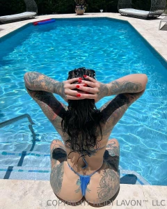 Shall we try and find out how long you can hold your breath underwater