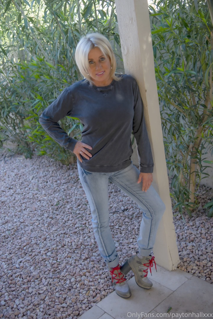 Getting to be fall been working on building my new house getting my part 3 