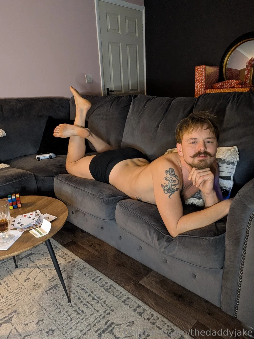 Time to wind down and let me bring some fun to your night 