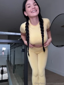 Looking for a great deal a bundle worth of 200 just for 20 i must be