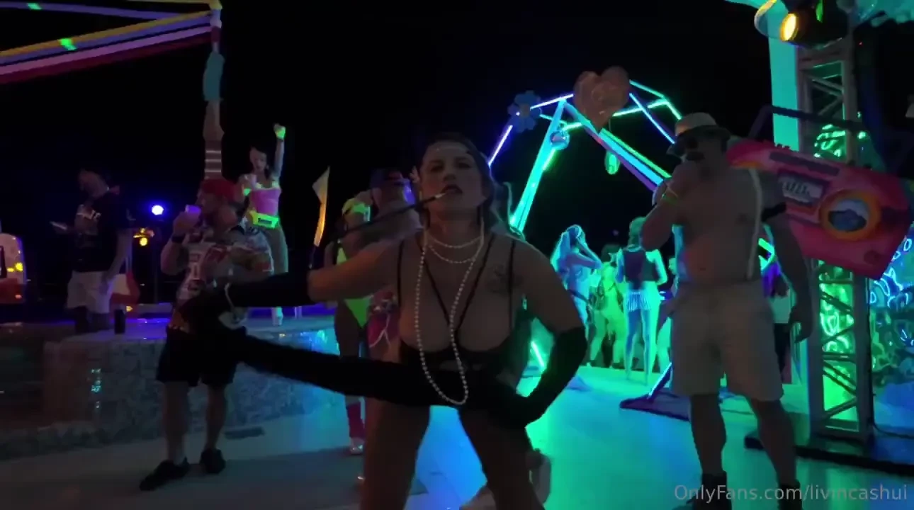 Come dance with me like comment share dance milf 