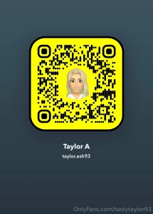 Hey y all my old snapchat got banned add my new one