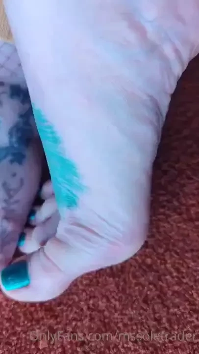 Start of a new set with some very 70s schoolteacher vibes going on part 13 