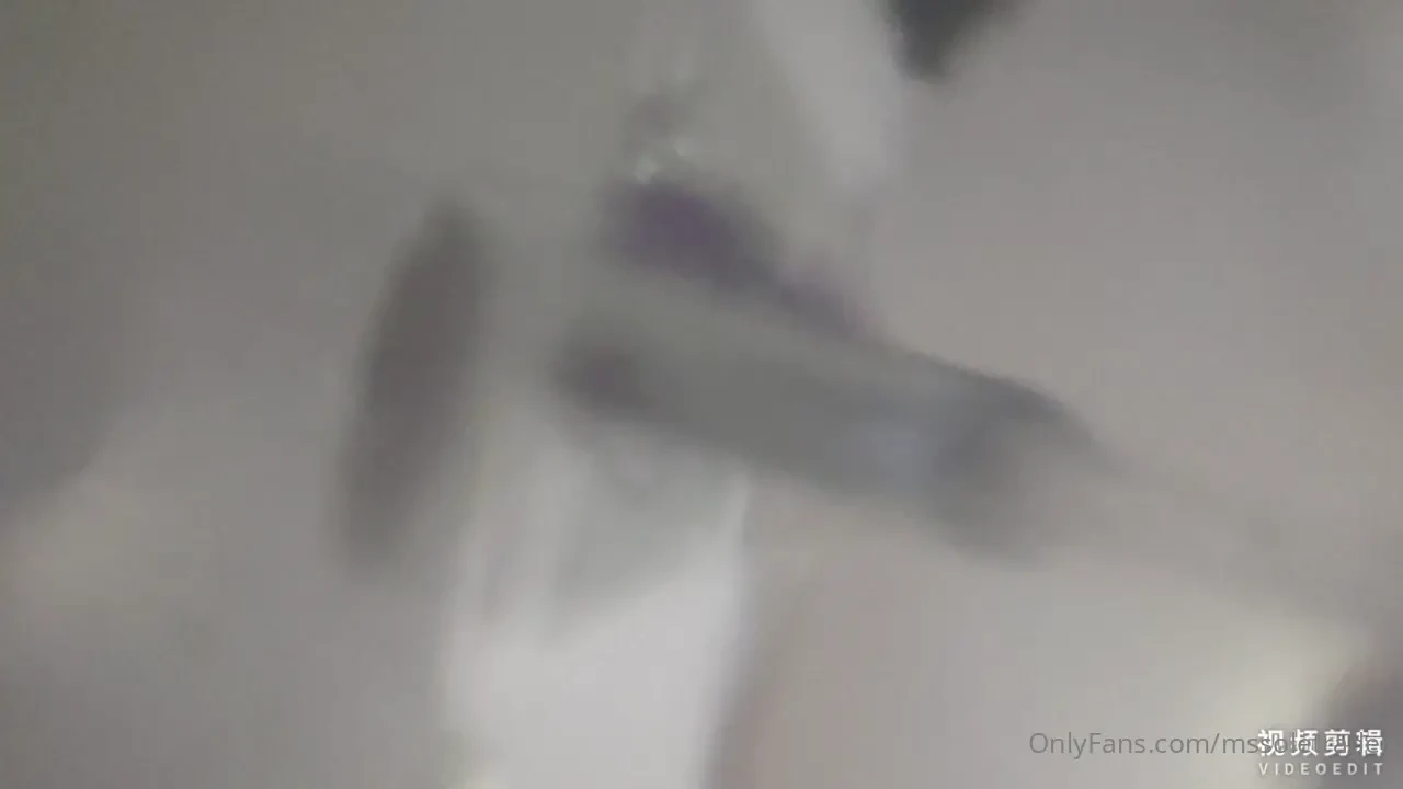 4 videos for you today 1 washing all the dirt off my feet boy it s 