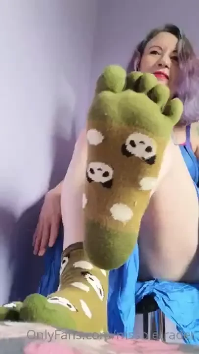 Little sock tease for your perusal is it just me or are toe socks af 