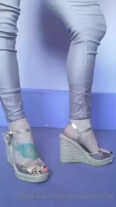A funny nasty little thing for my humiliation and wedge lovers abuse