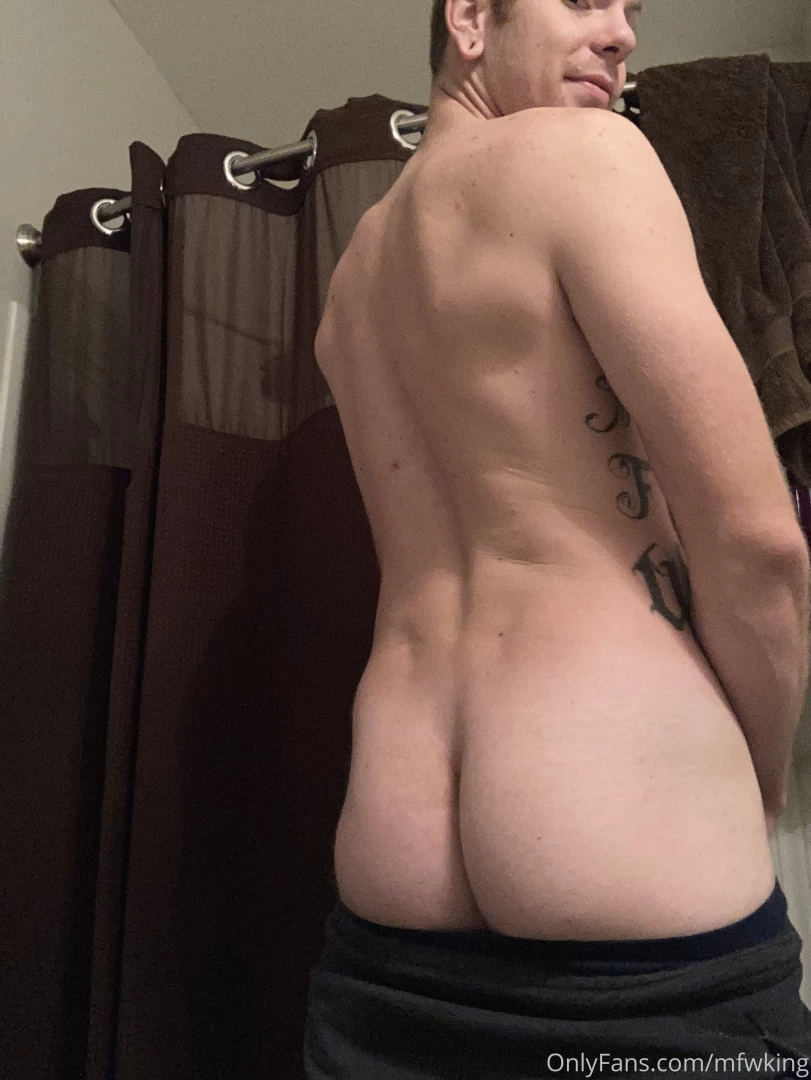 Haha howdy new and old check out the uncensored account for loads more 