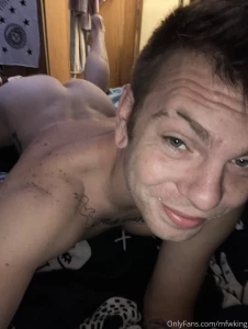 Haha i really need you to be a doll n send me some dollas 3