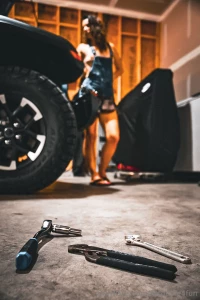 Looking for a good mechanic i know someone who really gets the job