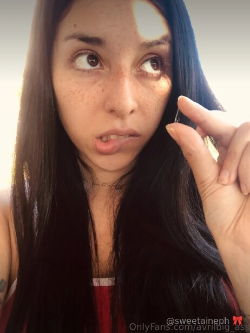 Avrilbig_ass avrilbig_ass 