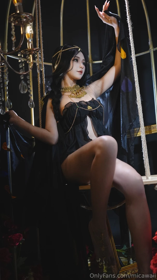 Full 40 photo hd 18 for u please help mica mica is collecting money to 