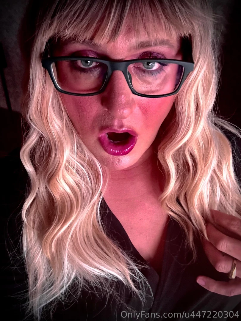 I m wanting to plan a hotel suckfest sometime in november i m wanting 