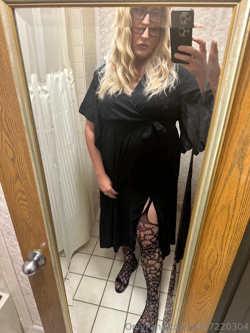 Photo dump and video dump if you like what you see then please show part 13 