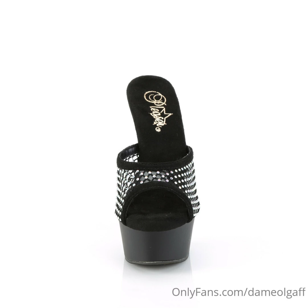 I hope you guys are great i d like to buy this new pair of shoes if part 2 