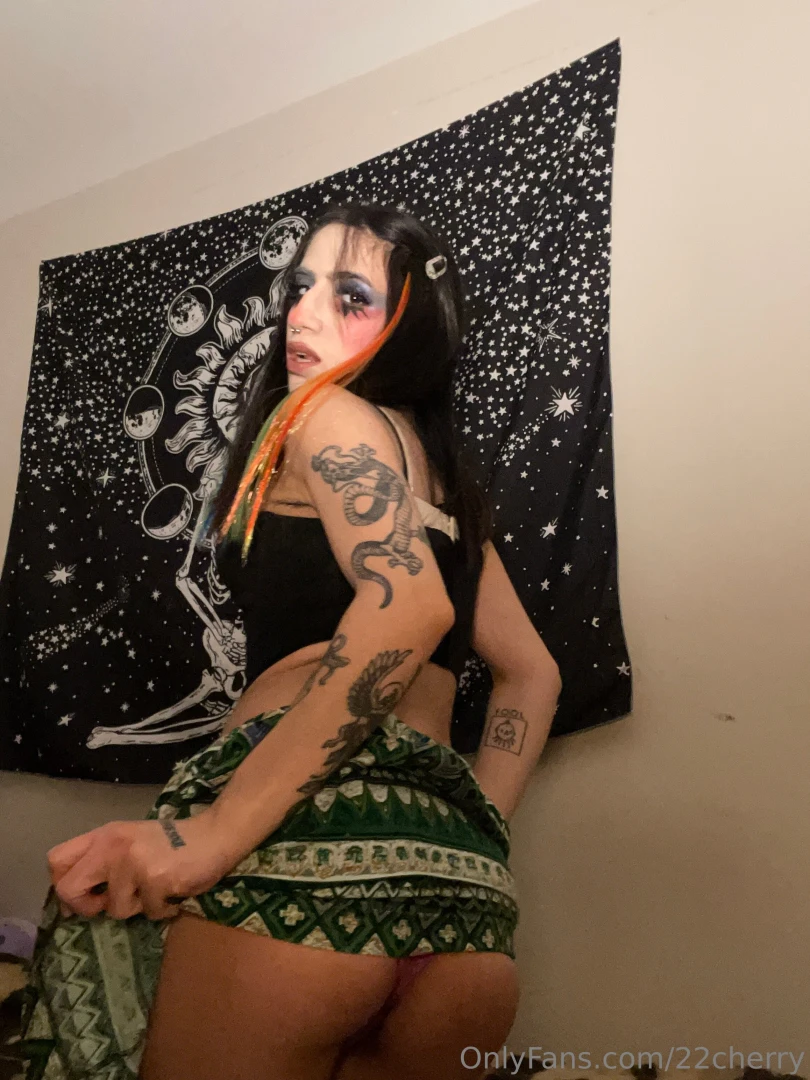 Who wants some clown pussy content clussy cosplay dressup altgirls 