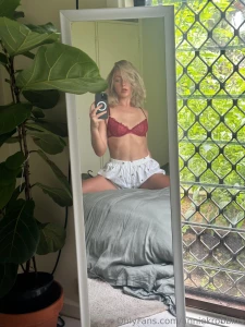 Just filmed some sexy v-day content and i m picking a few people to part 2