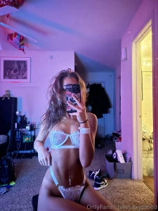 Free preview bc i love you guys