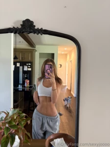 Don t forget to message me i do custom content free messaging rn