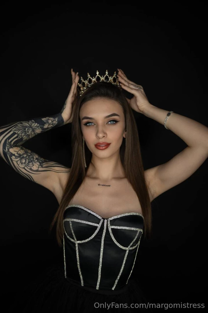 Today is my birthday i am so happy on this day i want to share this 