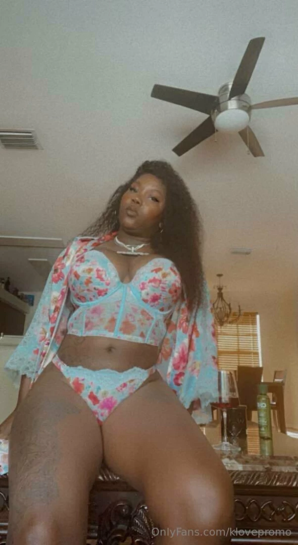 Shaunandjess_ls is one of the hottest couples on this site make sure 