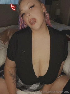 Lela6stitches is a very naughty skool girl part 1