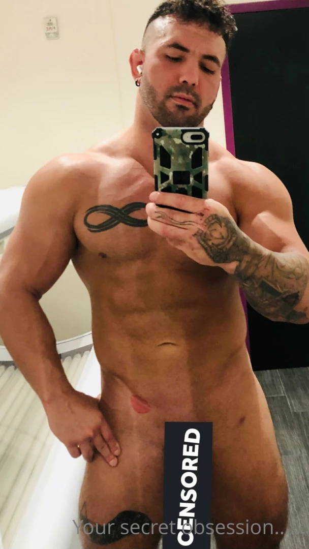 Purchase to remove the censor and receive a free trial to my all nude 