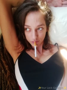 Thinking about the dirty things i d do to you while smoking dm me for