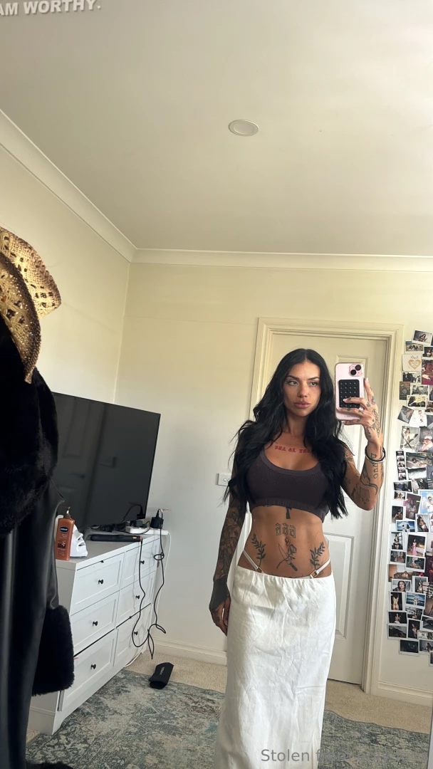 Do you like the fit or would it look better on the floor 