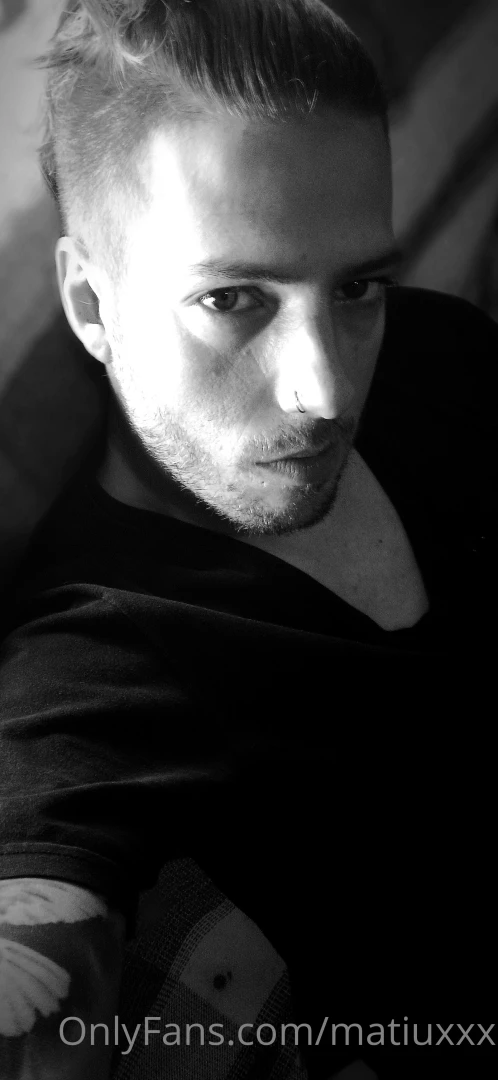 Hey this guy is bored can you help me with that 