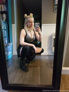 Even dirtier pics on my paid page took nudes stuck in traffic almost part 2