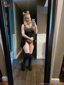 Even dirtier pics on my paid page took nudes stuck in traffic almost part 5