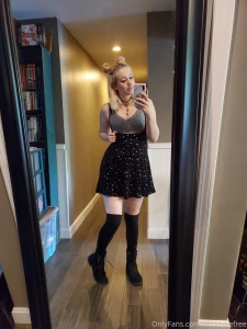 Even dirtier pics on my paid page took nudes stuck in traffic almost part 1