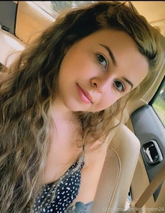 Send tips if y all wanna see me and this hottie collab part 1