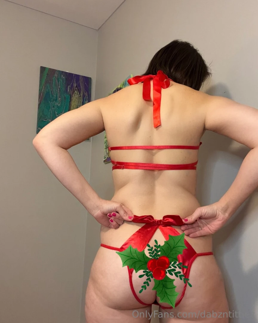 Mistletoe right where i want you to lick 