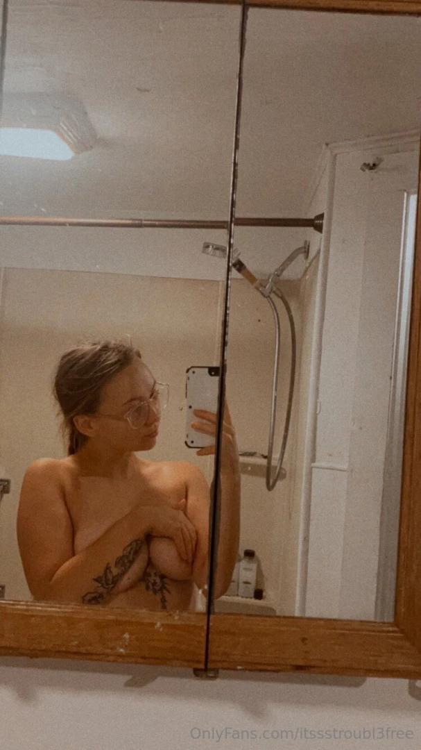 Cum see more i wanna have sum fun 