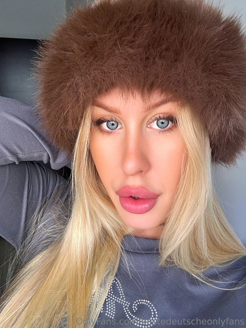 Denisedesires69 hej ich bin denise 20 jahre alt blonde haare blaue part 2 