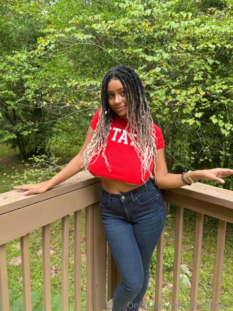 Hey babes replying to everyone today 