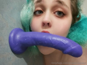 You left me alone with my toys huh