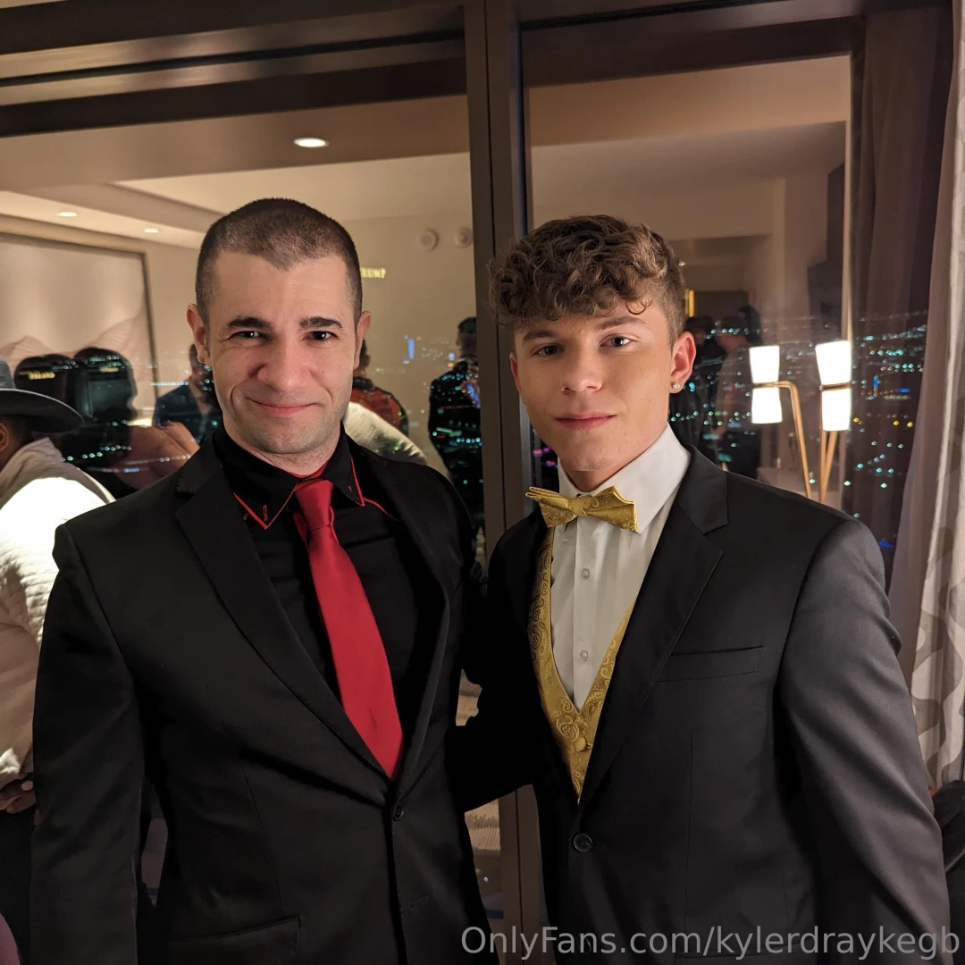 Behind the scenes - extra big dicks hmmm who bottomed drakevonxxx part 1 