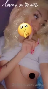 Titty pics with face